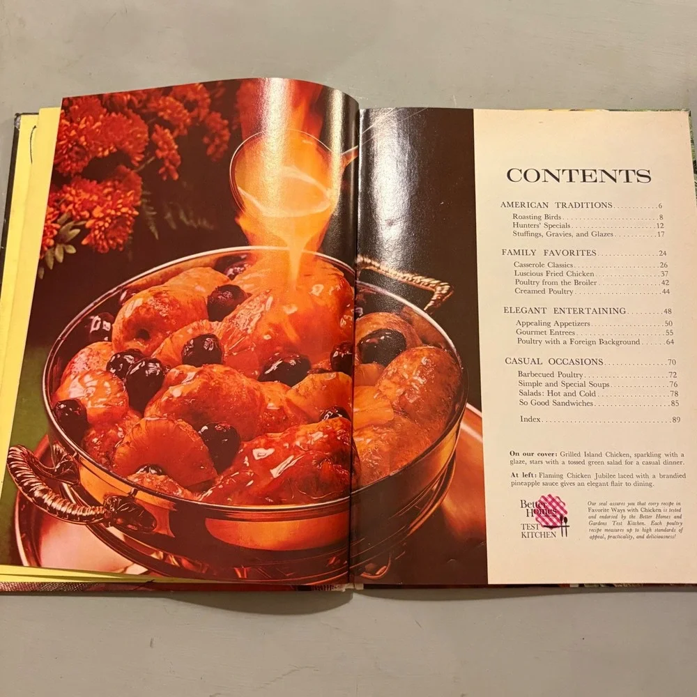 Vtg 1972 Better Homes & Gardens Favorite Ways With Chicken Cookbook MCM Retro